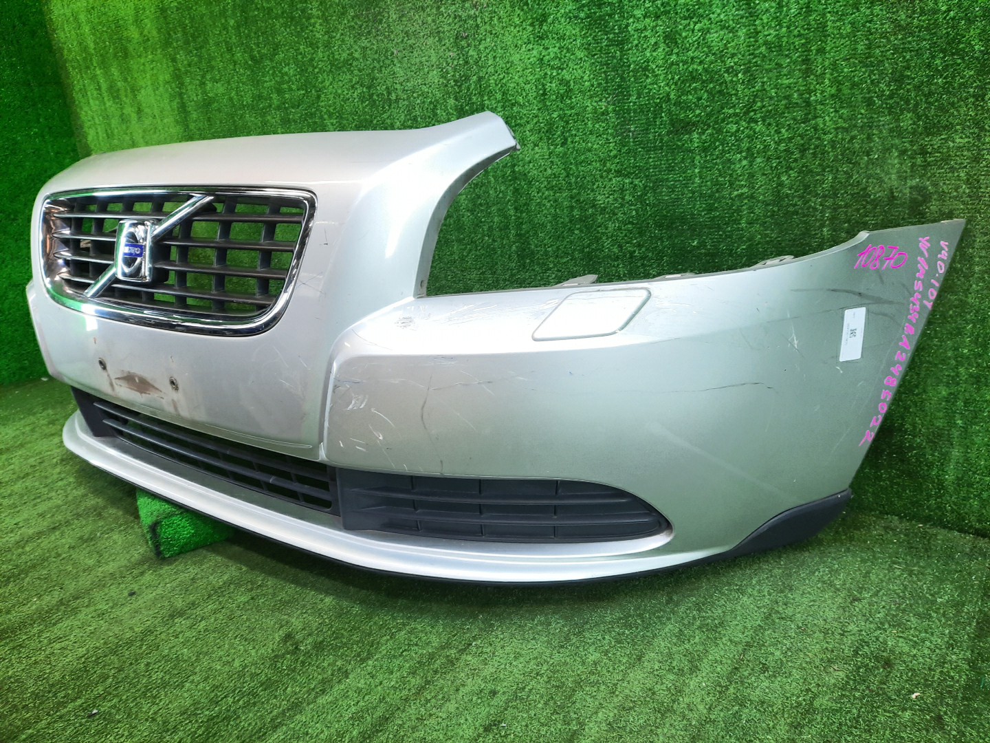 Бампер передний VOLVO S40 MS20, MS21, MS76, MS77, MS84, MS50, MS58, MH67, MS67, MS68, MH68, MS, MS75, MS43, MS38, MS66 10870 2 ракурс