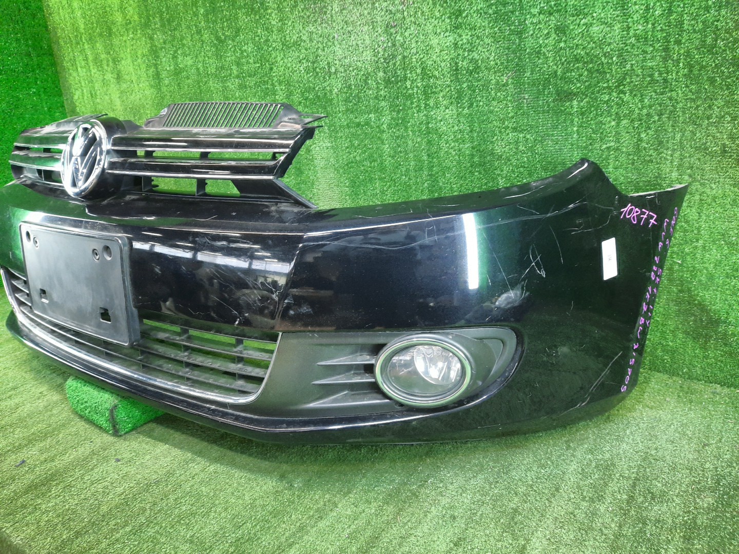 Бампер передний VOLKSWAGEN GOLF 5K1, MK6, AJ5 10877 2 ракурс