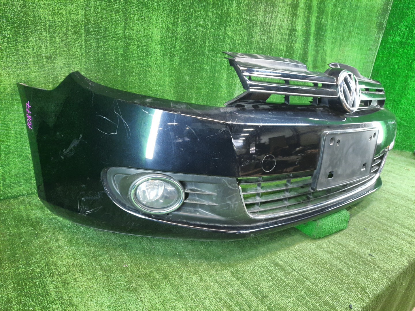 Бампер передний VOLKSWAGEN GOLF 5K1, MK6, AJ5 10877 3 ракурс