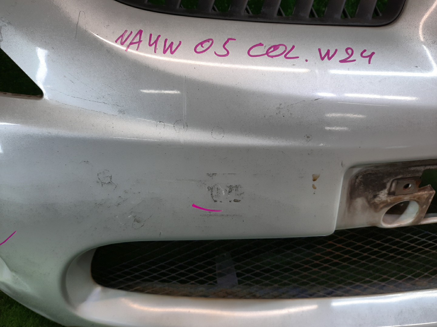 Бампер передний MITSUBISHI GRANDIS NA4W 10925 5 ракурс