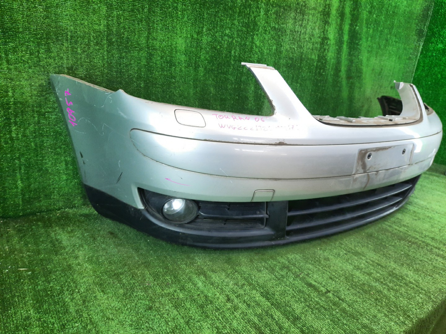 Бампер передний VOLKSWAGEN TOURAN 1T1 10957 3 ракурс