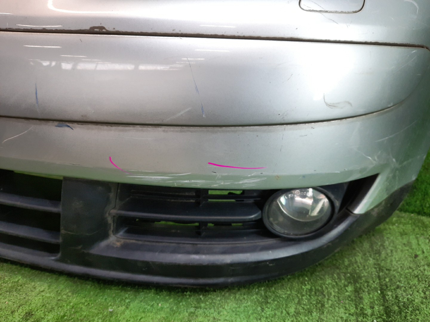 Бампер передний VOLKSWAGEN TOURAN 1T1 10957 5 ракурс