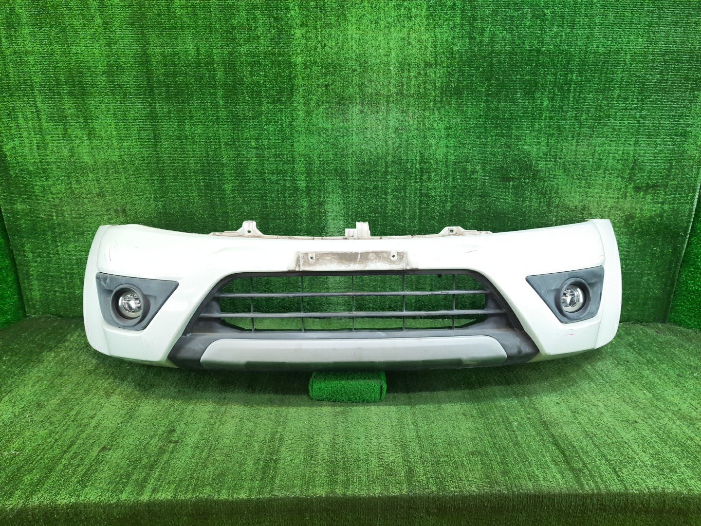 Бампер передний SUZUKI ESCUDO, GRAND VITARA TA74W, TDB4W, TD94W, TD54W, TDA4W, TDB4, TE94, TD54, TAA4V, JT, TA74V 11087 1 ракурс