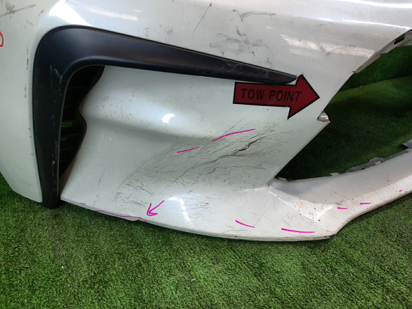 Бампер передний TOYOTA GR86 ZN8 11092 4 ракурс