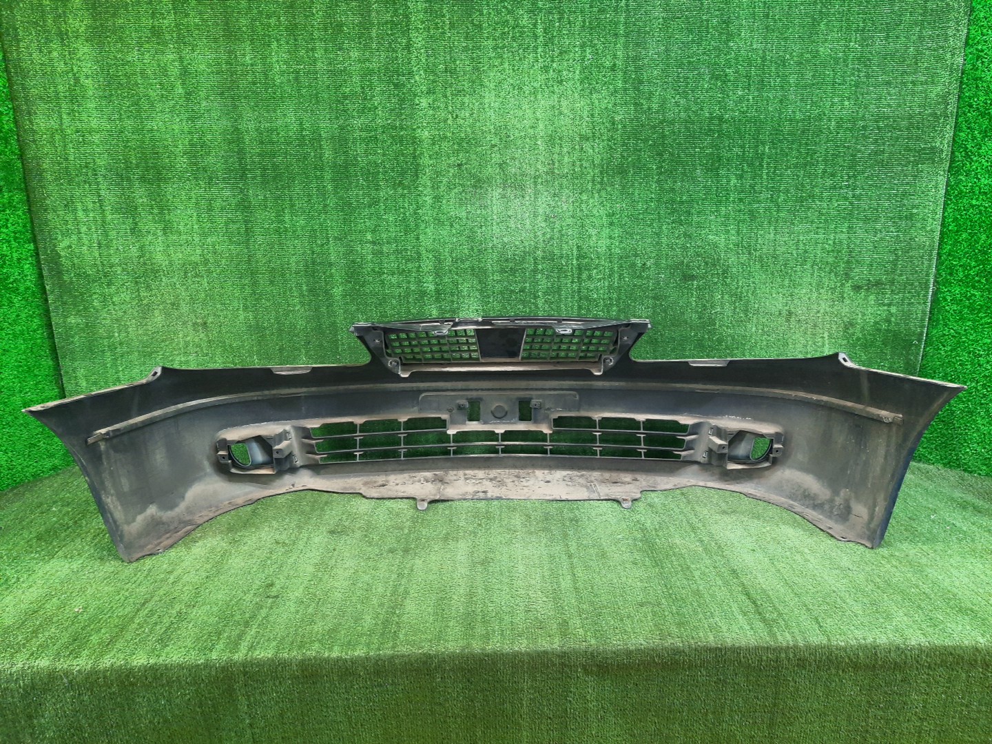 Бампер передний NISSAN BLUEBIRD SYLPHY G10, QG10, FG10, TG10, QNG10 11124 5 ракурс