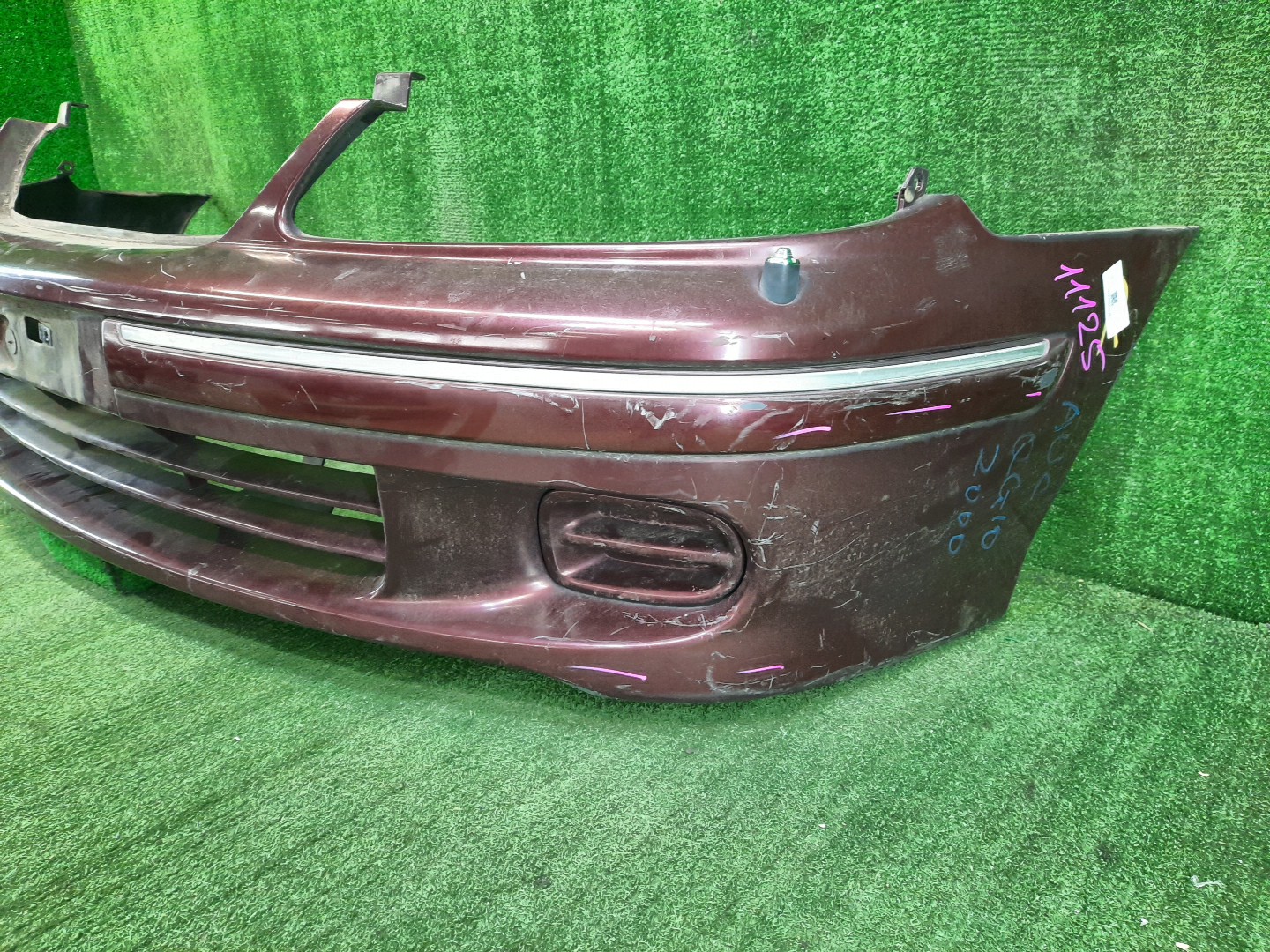 Бампер передний NISSAN BLUEBIRD SYLPHY G10, QG10, FG10, TG10, QNG10 11125 2 ракурс