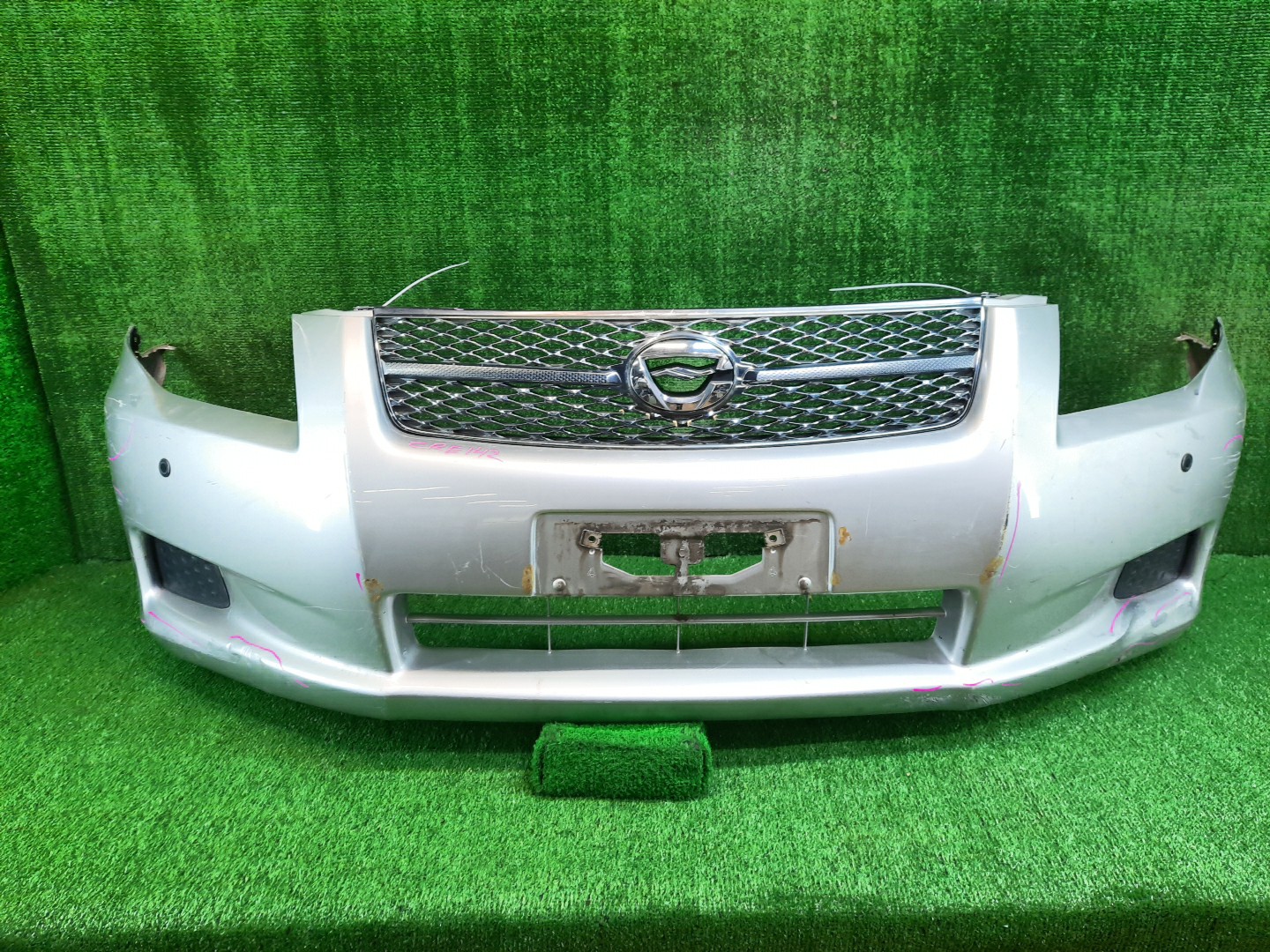 Бампер передний TOYOTA COROLLA FIELDER, COROLLA AXIO ZRE144G, ZRE142G, NZE144G, NZE141G, NZE141, NZE144, ZRE142, ZRE144 11189 1 ракурс Бампер передний TOYOTA COROLLA FIELDER, COROLLA AXIO ZRE144G, ZRE142G, NZE144G, NZE141G, NZE141, NZE144, ZRE142, ZRE144 11189 1 ракурс