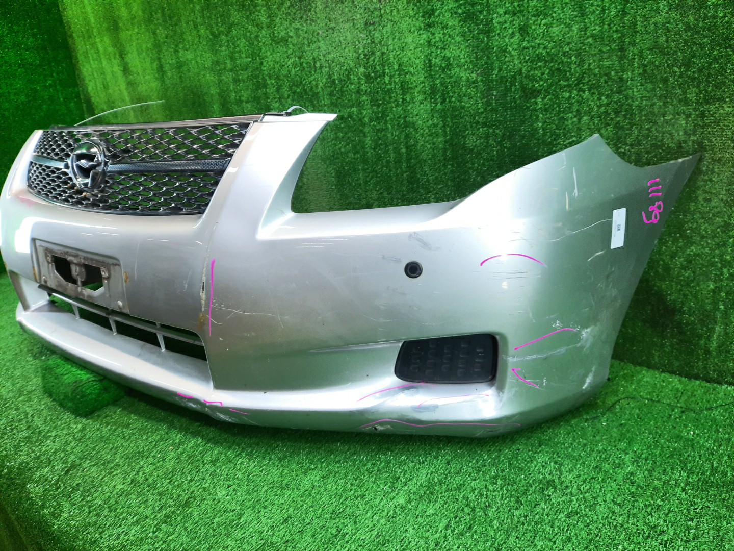 Бампер передний TOYOTA COROLLA FIELDER, COROLLA AXIO ZRE144G, ZRE142G, NZE144G, NZE141G, NZE141, NZE144, ZRE142, ZRE144 11189 2 ракурс Бампер передний TOYOTA COROLLA FIELDER, COROLLA AXIO ZRE144G, ZRE142G, NZE144G, NZE141G, NZE141, NZE144, ZRE142, ZRE144 11189 2 ракурс
