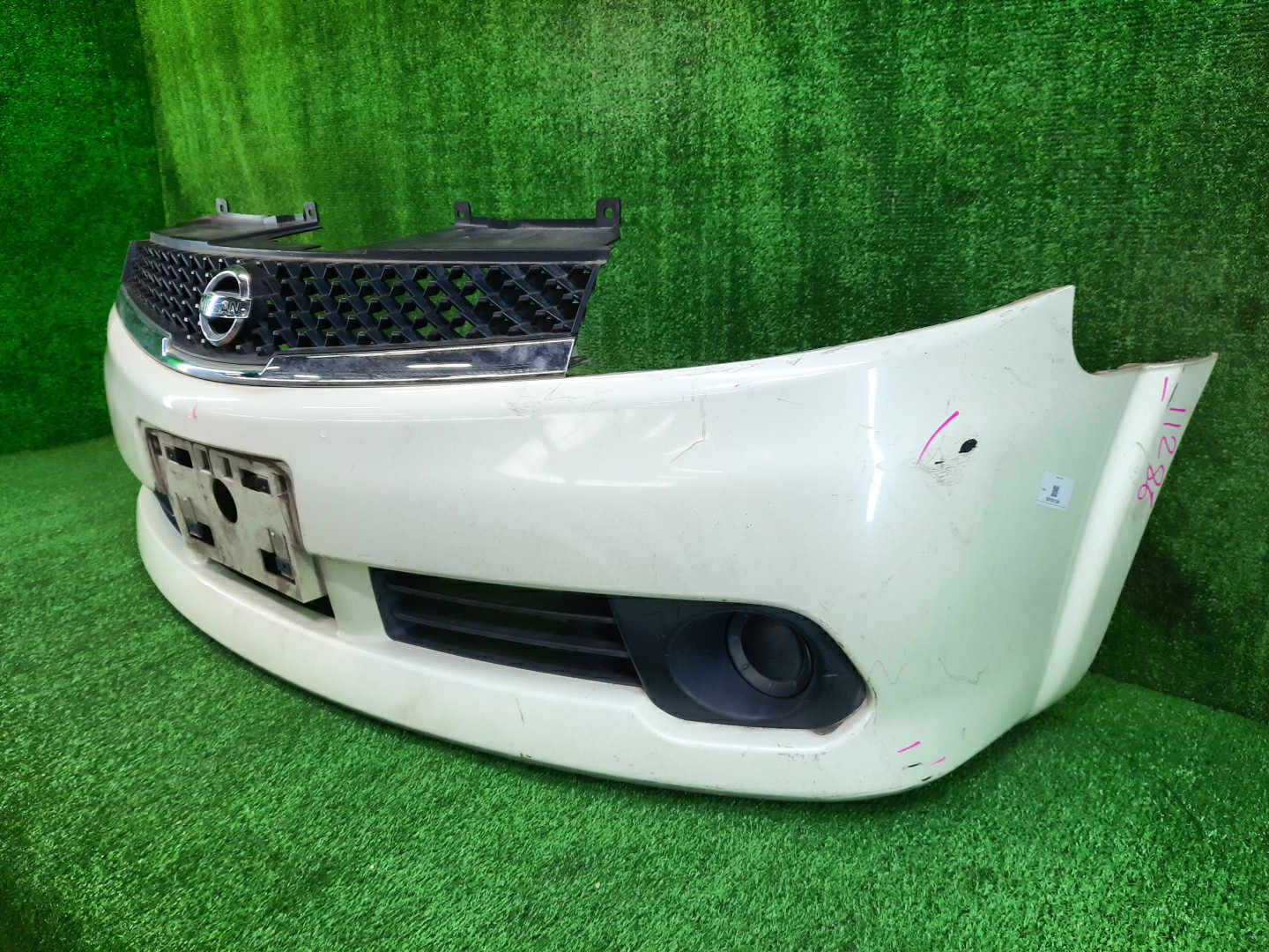 Бампер передний NISSAN LAFESTA B30 11286 2 ракурс