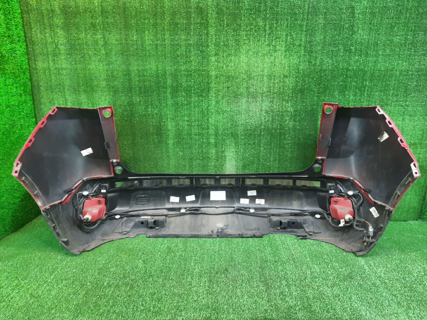 Бампер задний PEUGEOT 3008 C2A, C1A 9811865077 4 ракурс