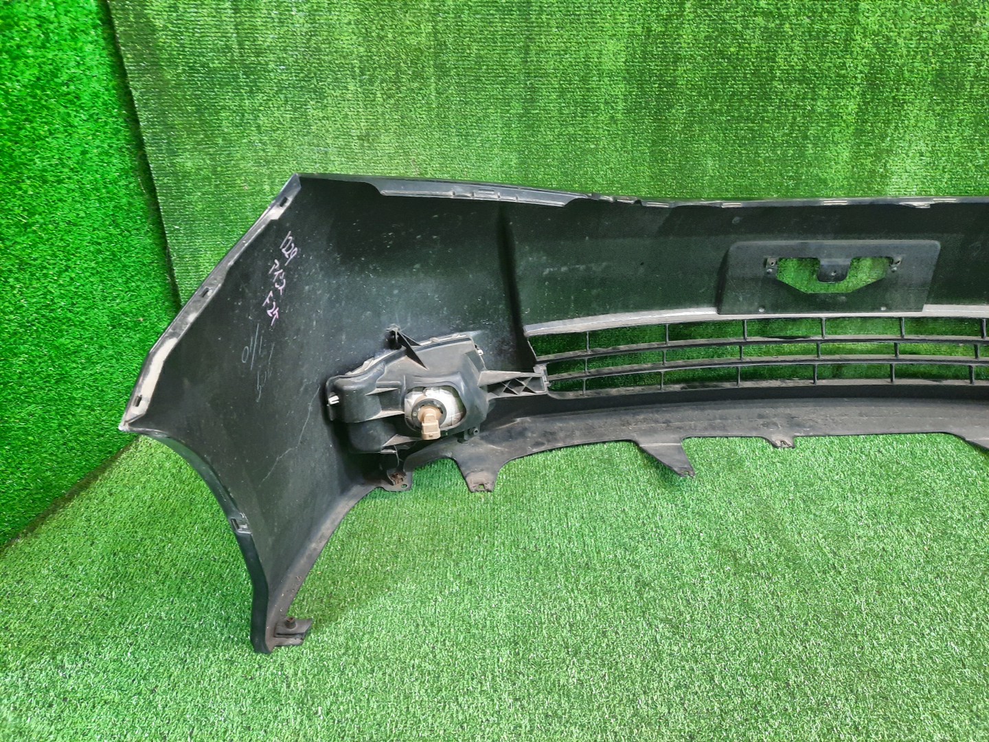 Бампер передний TOYOTA ISIS ZNM10, ZNM10W, ANM10, ANM10W, ANM15, ANM15W, ZGM10, ZGM10W, ZGM11, ZGM11W, ZGM15, ZGM15W, ANM10G, ZGM10G, ANM15G, ZNM10G, ZGM11G, ZGM15G 11341 5 ракурс Бампер передний TOYOTA ISIS ZNM10, ZNM10W, ANM10, ANM10W, ANM15, ANM15W, ZGM10, ZGM10W, ZGM11, ZGM11W, ZGM15, ZGM15W, ANM10G, ZGM10G, ANM15G, ZNM10G, ZGM11G, ZGM15G 11341 5 ракурс