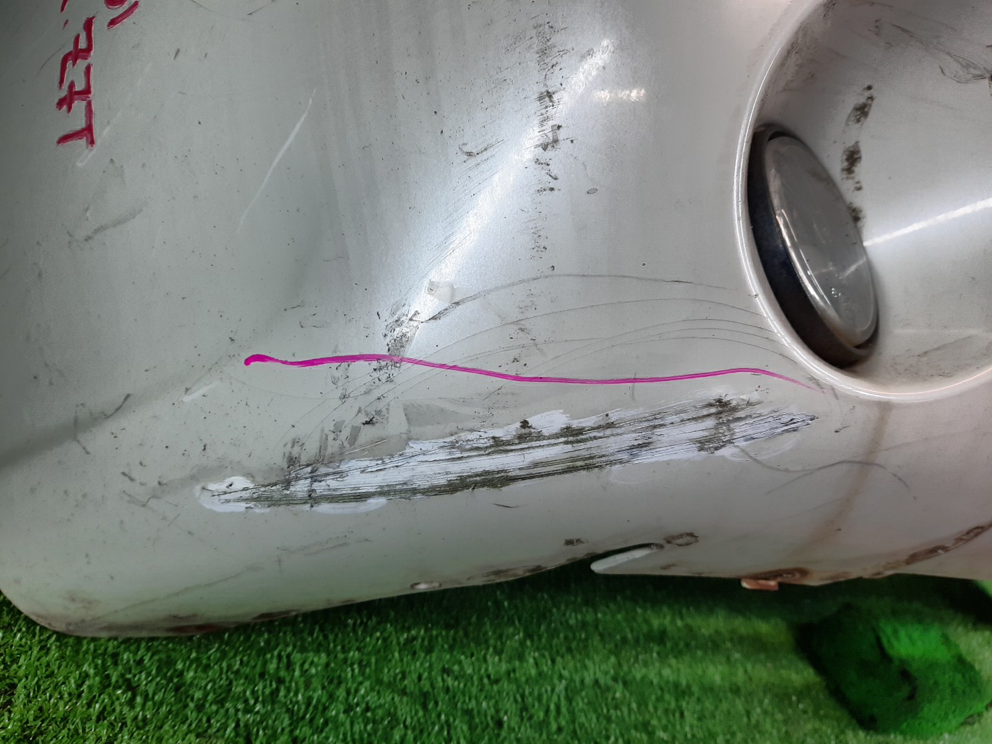 Бампер передний SUZUKI AERIO RC51S, RB21S, RA21S, RD51S 11399 4 ракурс