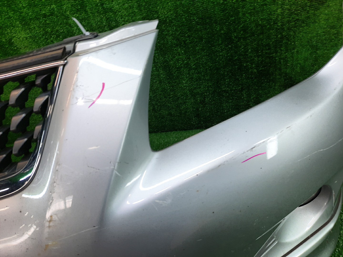 Бампер передний TOYOTA COROLLA FIELDER NZE141 11420 5 ракурс