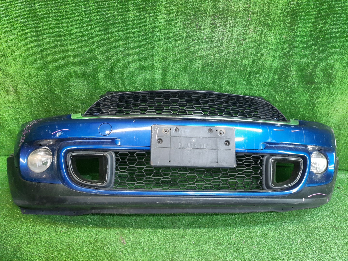 Бампер передний MINI CABRIO, HATCH R57, R56 11423 1 ракурс Бампер передний MINI CABRIO, HATCH R57, R56 11423 1 ракурс
