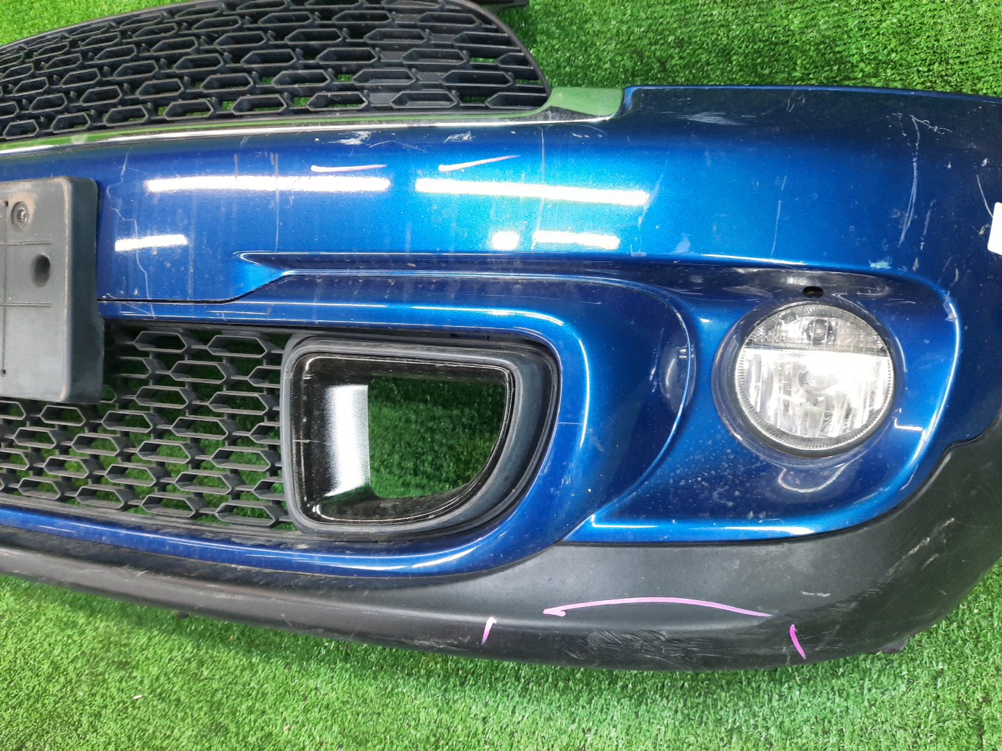 Бампер передний MINI CABRIO, HATCH R57, R56 11423 5 ракурс Бампер передний MINI CABRIO, HATCH R57, R56 11423 5 ракурс