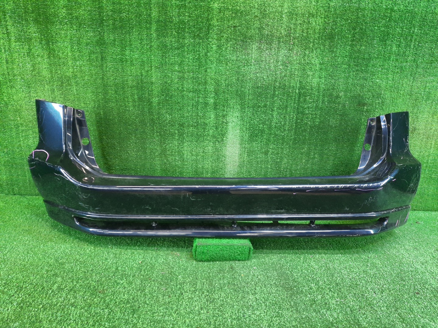 Бампер задний MITSUBISHI LEGNUM EC1W, EC5W, EA1W, EA3W, EA4W, EC3W, EC4W, EC7W 11445 1 ракурс