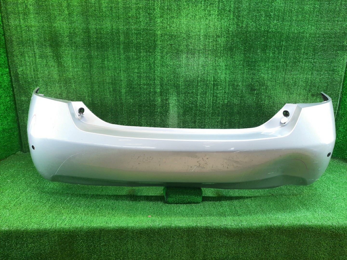 Бампер задний TOYOTA CAMRY, ALTIS AHV40, GSV40, ACV40, ACV45, ACV40N, ACV45N 11450 1 ракурс
