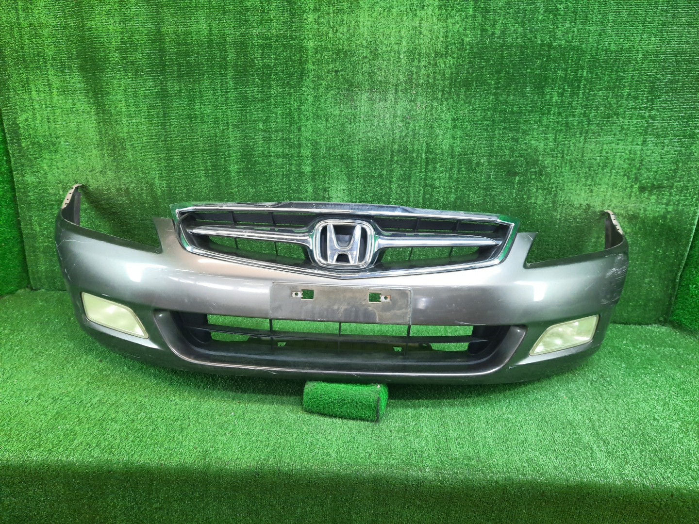 Бампер передний HONDA INSPIRE UC1 11547 1 ракурс Бампер передний HONDA INSPIRE UC1 11547 1 ракурс