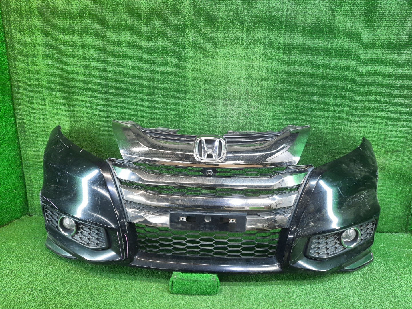 Бампер передний HONDA ODYSSEY RC1 11561 1 ракурс