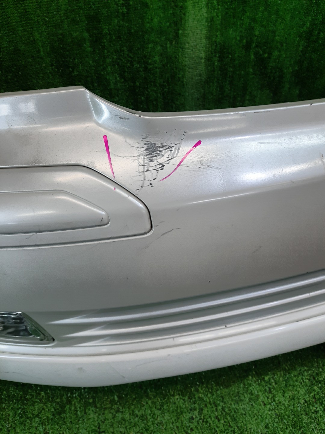 Бампер передний MITSUBISHI CHARIOT GRANDIS, CHARIOT N84W, N94W, N96W, N86W 11587 4 ракурс