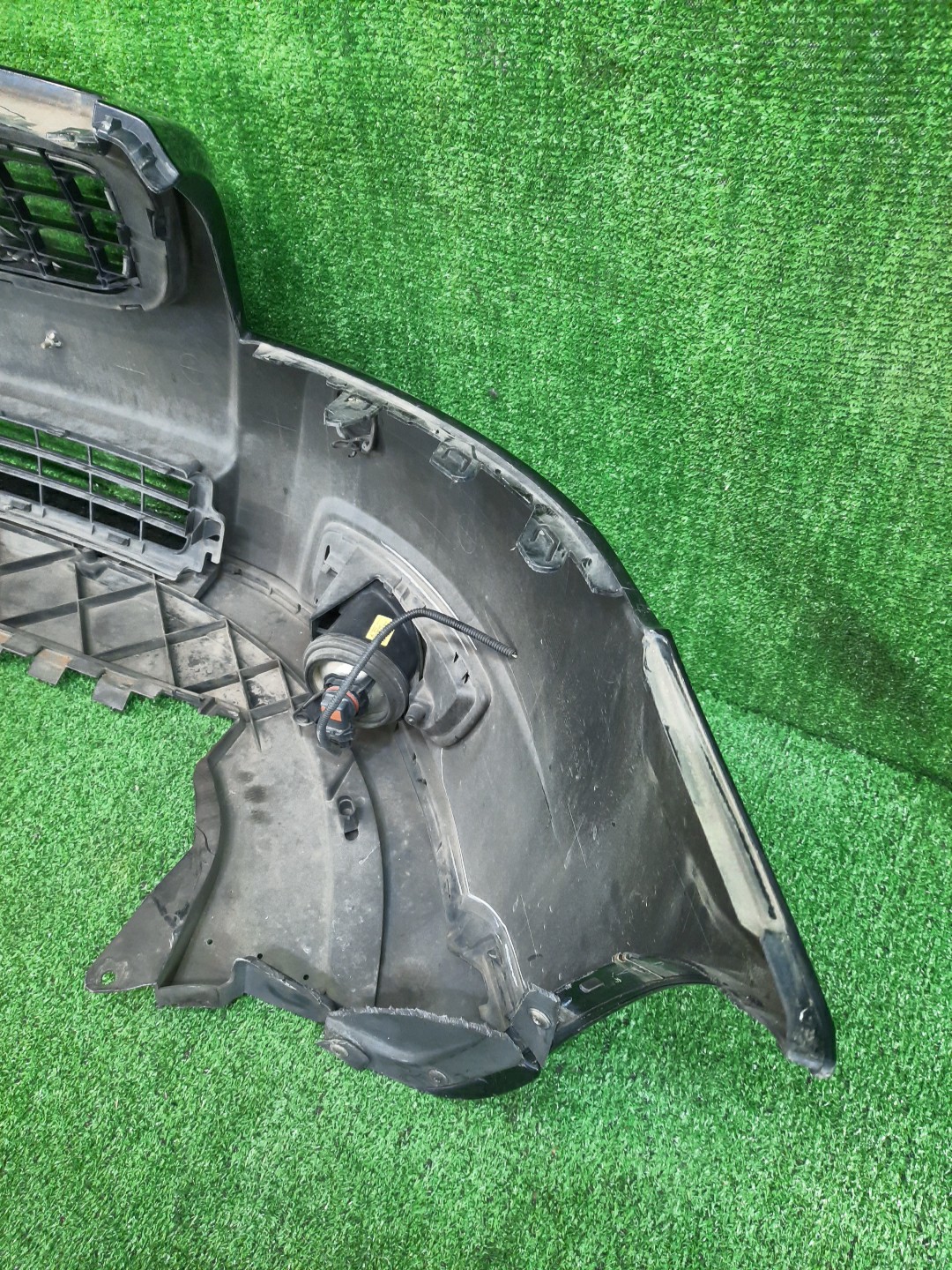Бампер передний VOLVO V50 MW20, MW67, MW75, MW76, MW77, MW84, MJ68, MJ67, MW50, MW68, MW21, MW, MW38, MW43, MW66 30744976 5 ракурс