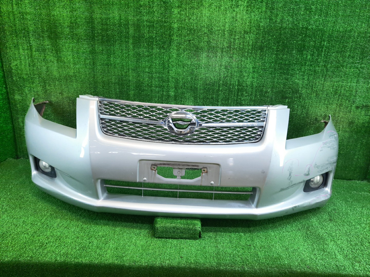 Бампер передний TOYOTA COROLLA FIELDER, COROLLA AXIO ZRE144G, ZRE142G, NZE144G, NZE141G, NZE141, NZE144, ZRE142, ZRE144 11667 1 ракурс Бампер передний TOYOTA COROLLA FIELDER, COROLLA AXIO ZRE144G, ZRE142G, NZE144G, NZE141G, NZE141, NZE144, ZRE142, ZRE144 11667 1 ракурс