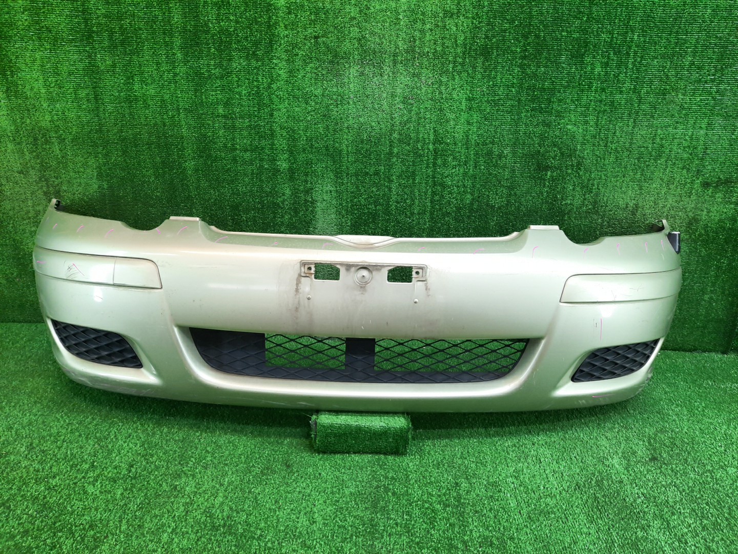 Бампер передний TOYOTA VITZ, YARIS SCP10, NCP10, SCP13, NCP15, NCP11, NCP13 11708 1 ракурс