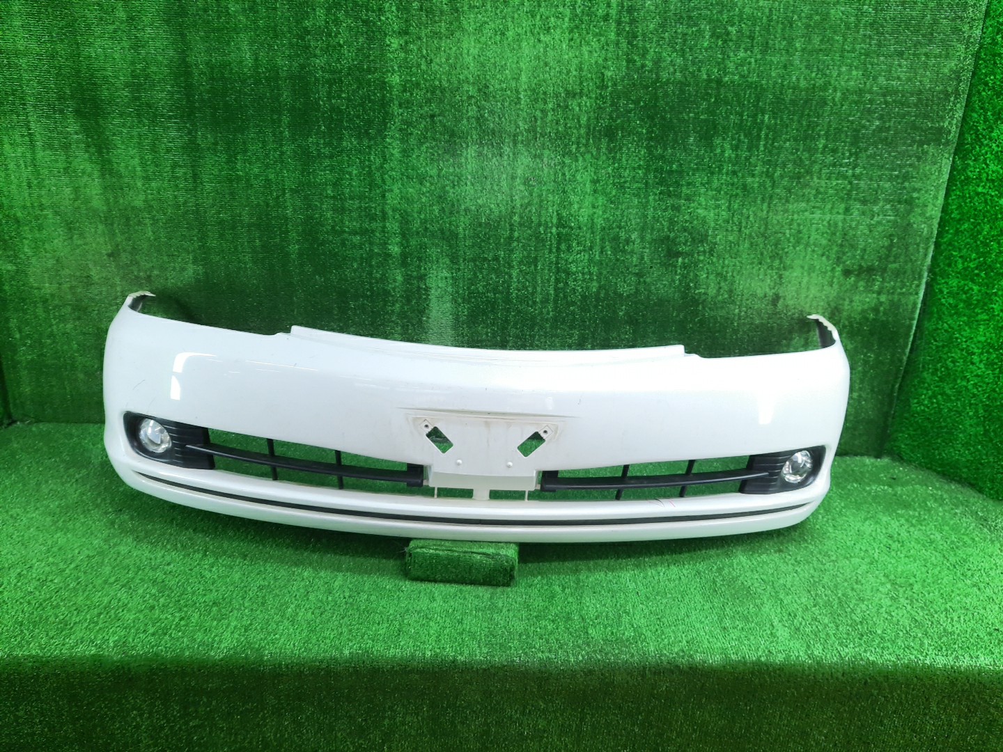 Бампер передний TOYOTA ALLION ZZT240, NZT240, AZT240, ZZT245 11724 1 ракурс