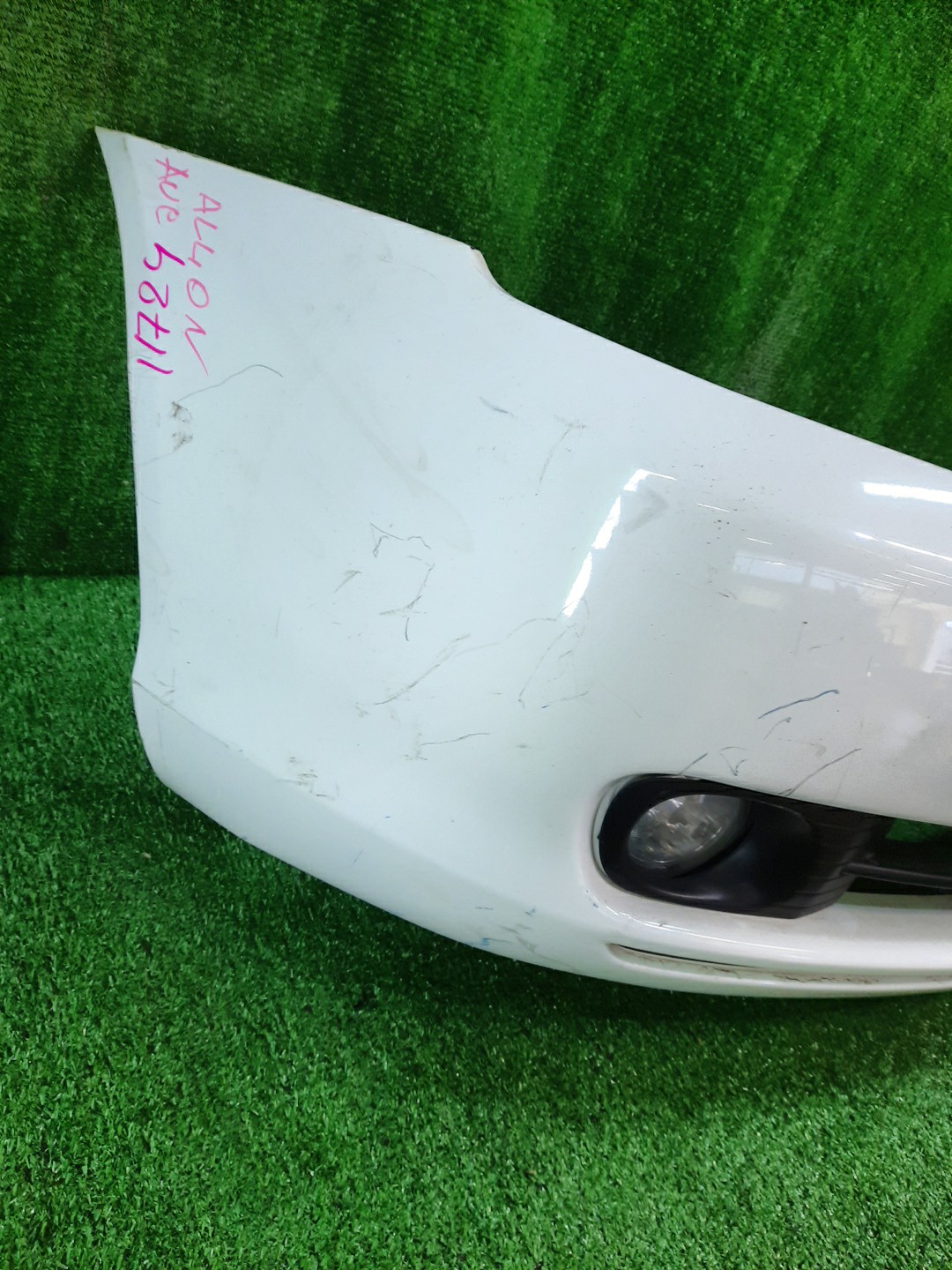 Бампер передний TOYOTA ALLION ZZT240, NZT240, AZT240, ZZT245 11724 2 ракурс