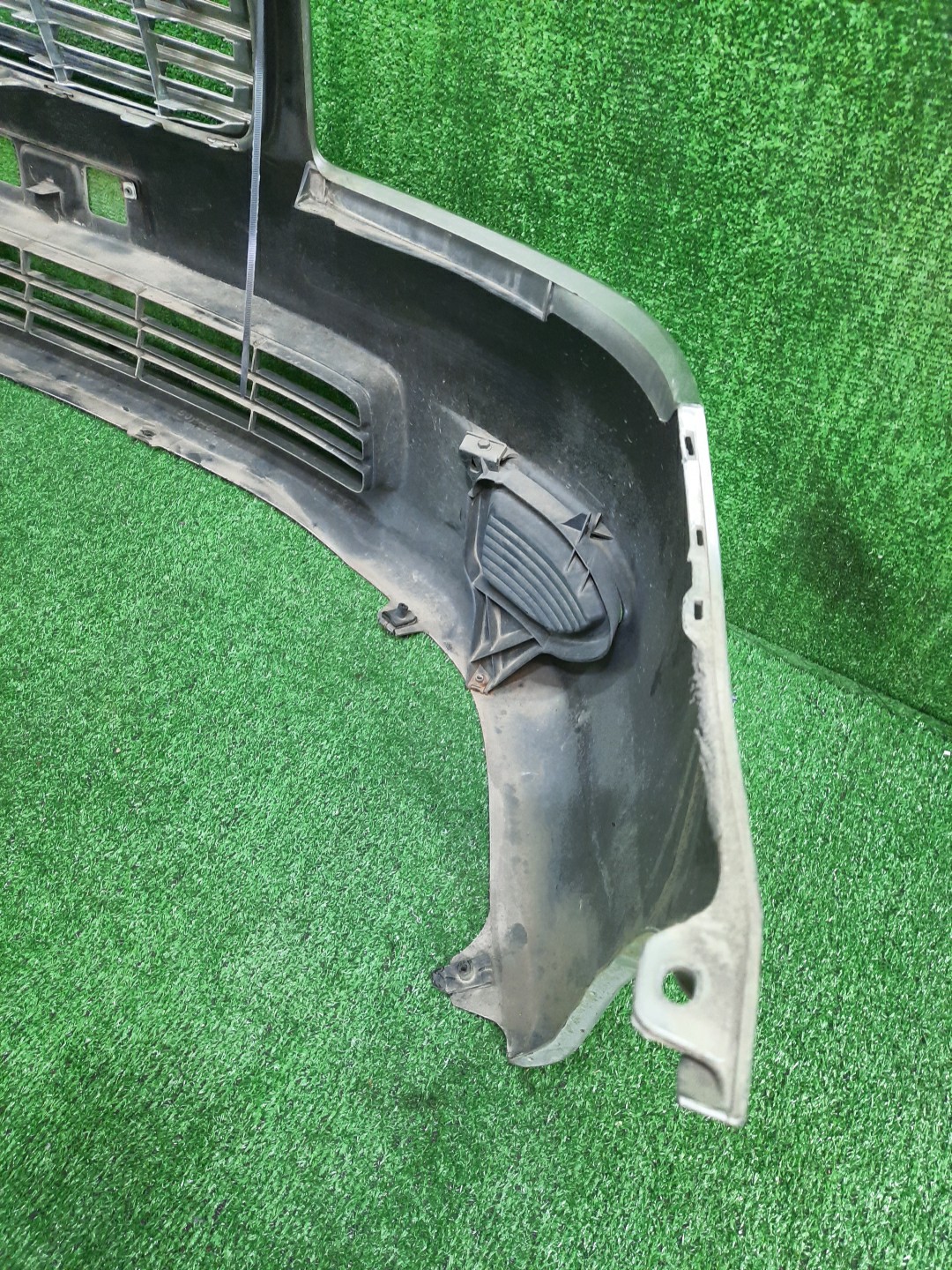 Бампер передний TOYOTA COROLLA, COROLLA FIELDER ZZE124, NZE121, NZE120, ZZE122, NZE124, CE121, NZE121G, ZZE123G, ZZE124G, ZZE122G, NZE124G 11733 5 ракурс