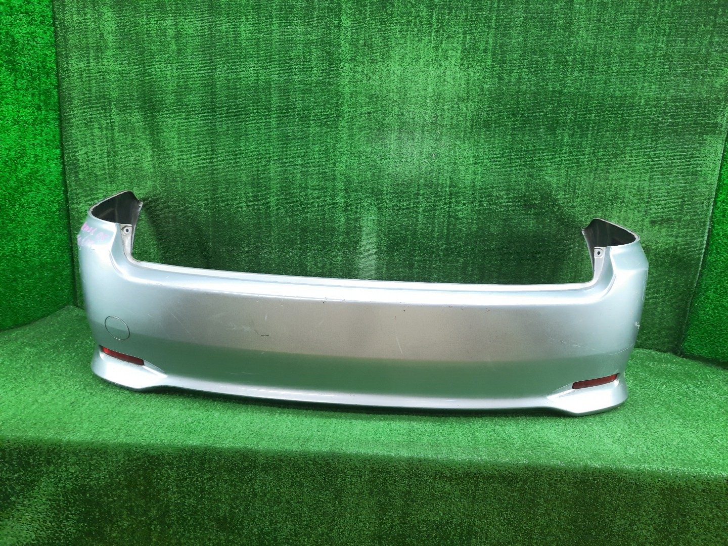 Бампер задний TOYOTA IPSUM ACM21W, ACM26W 11804 1 ракурс