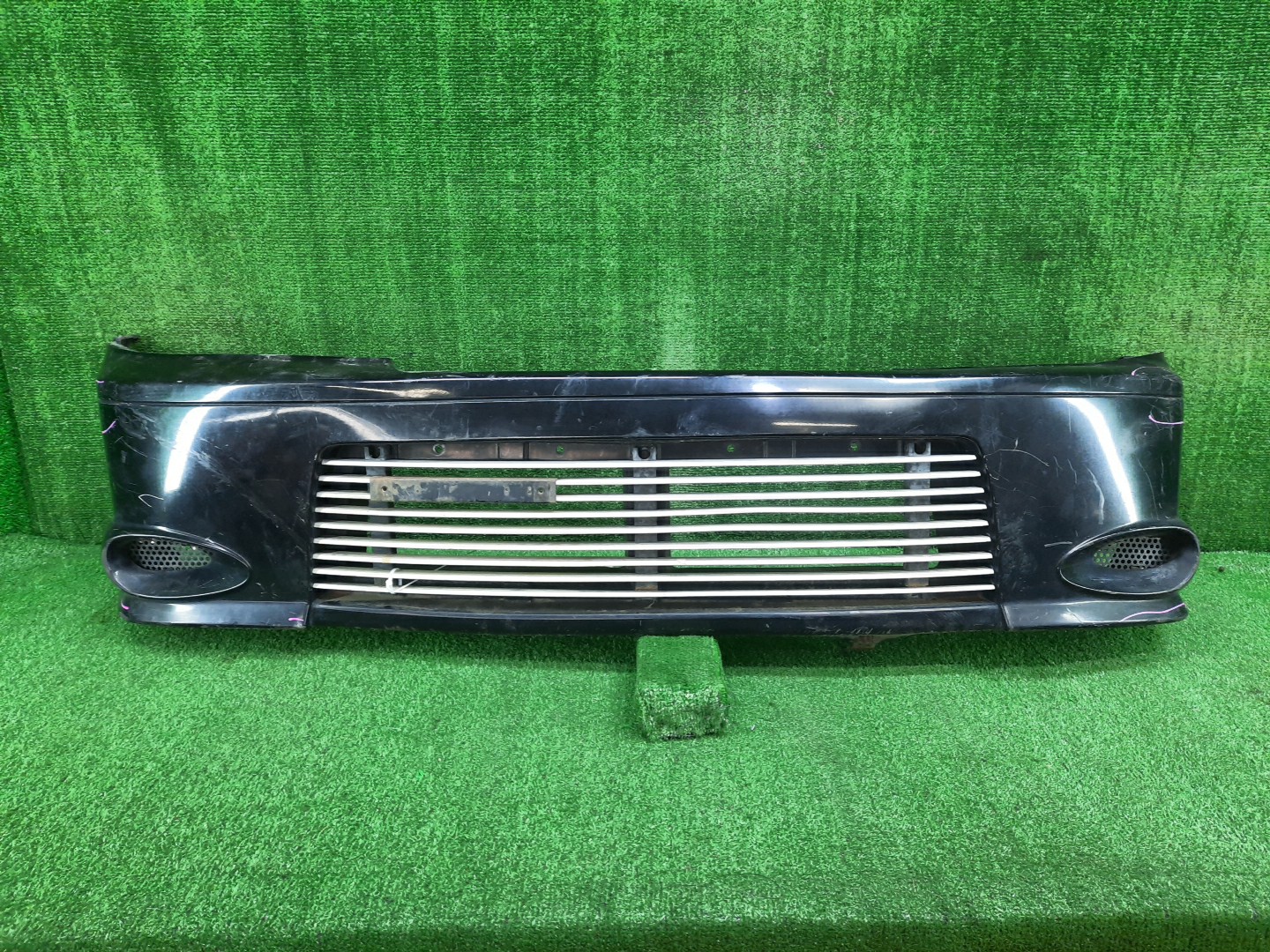 Бампер передний NISSAN CUBE Z10 11898 1 ракурс