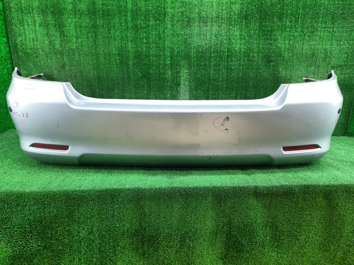 Бампер задний TOYOTA ALLION ZZT240, NZT240, AZT240, ZZT245 11965 1 ракурс