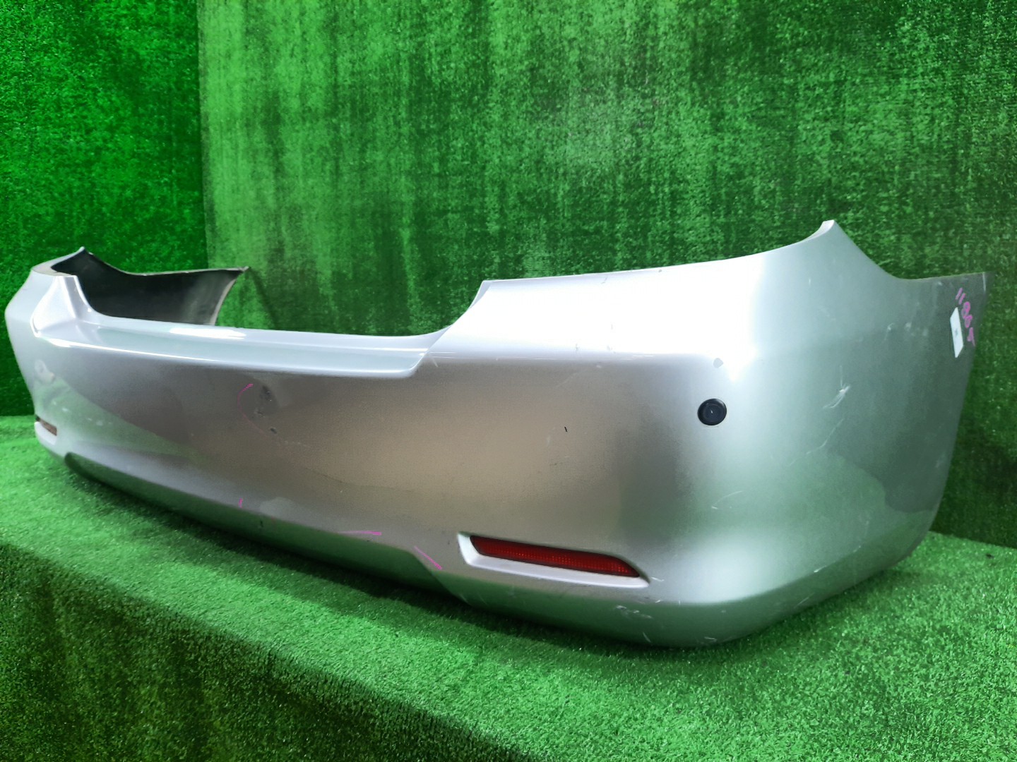 Бампер задний TOYOTA ALLION ZZT240, NZT240, AZT240, ZZT245 11965 4 ракурс