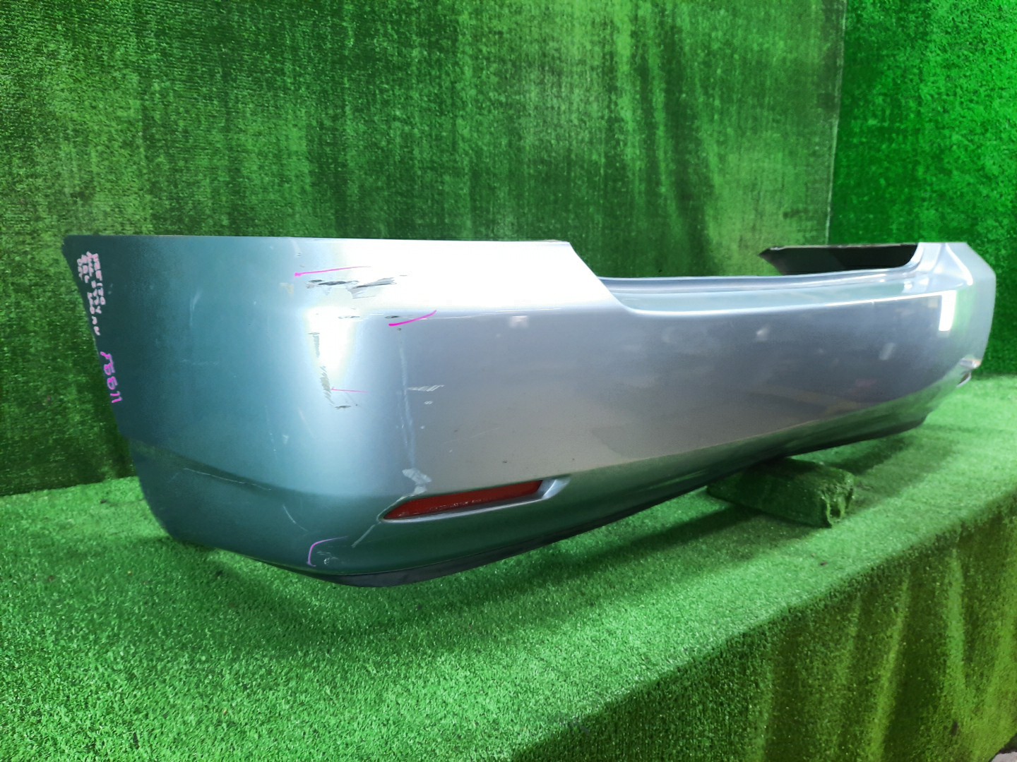 Бампер задний TOYOTA COROLLA ZZE124, NZE121, NZE120, ZZE122, NZE124 11991 2 ракурс