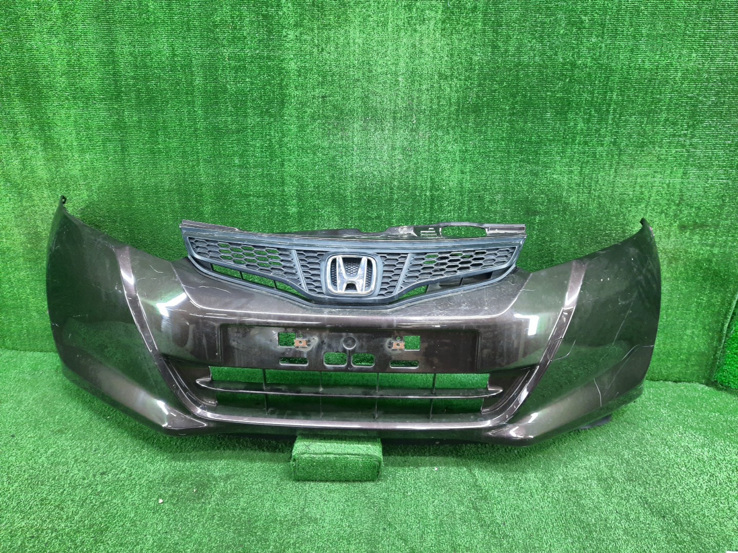 Бампер передний HONDA FIT GE6, GP1, GP4, GE7, GE8, GE9 12060 1 ракурс