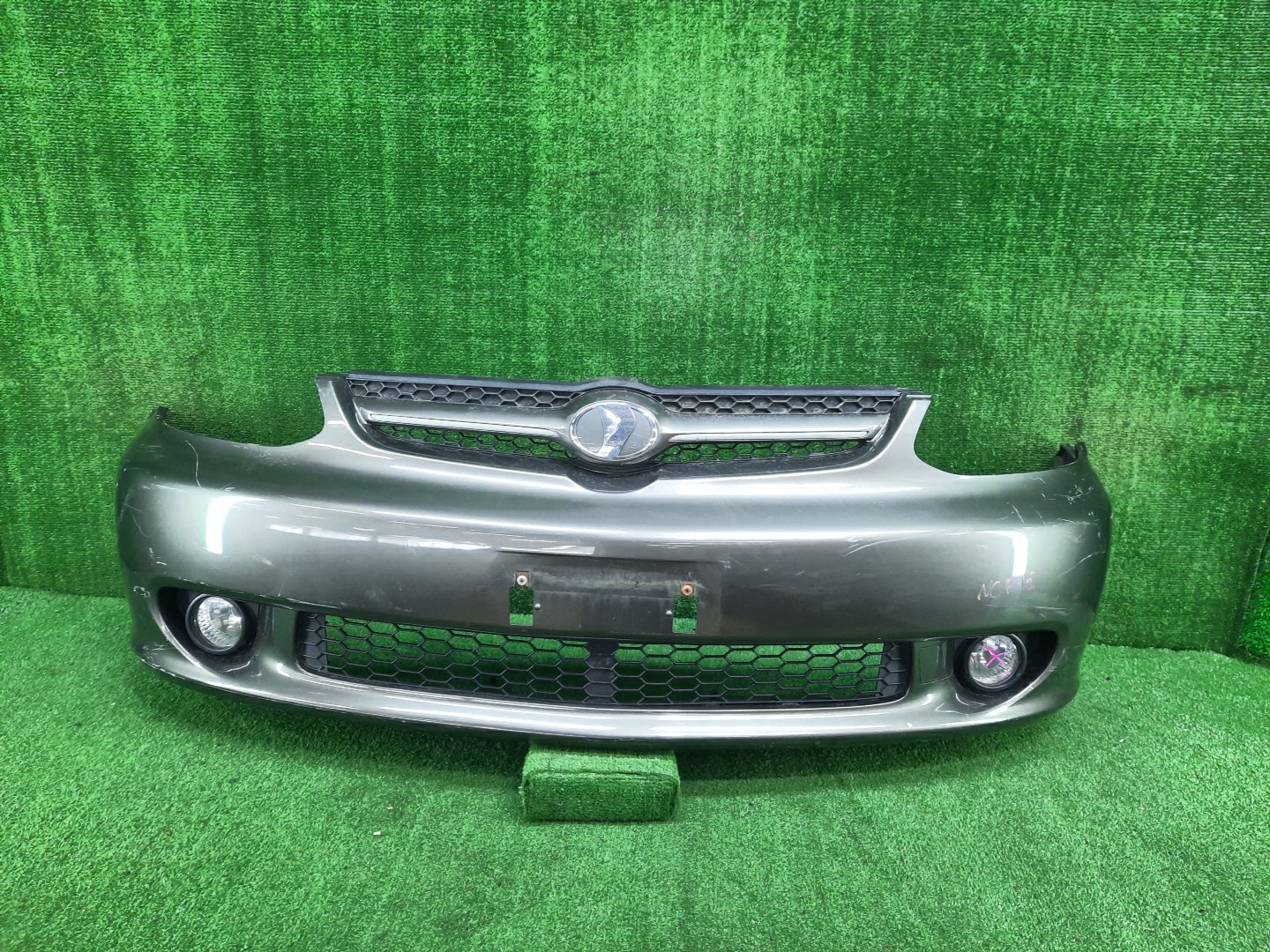 Бампер передний TOYOTA PLATZ NCP12, SCP11, NCP16 12064 1 ракурс