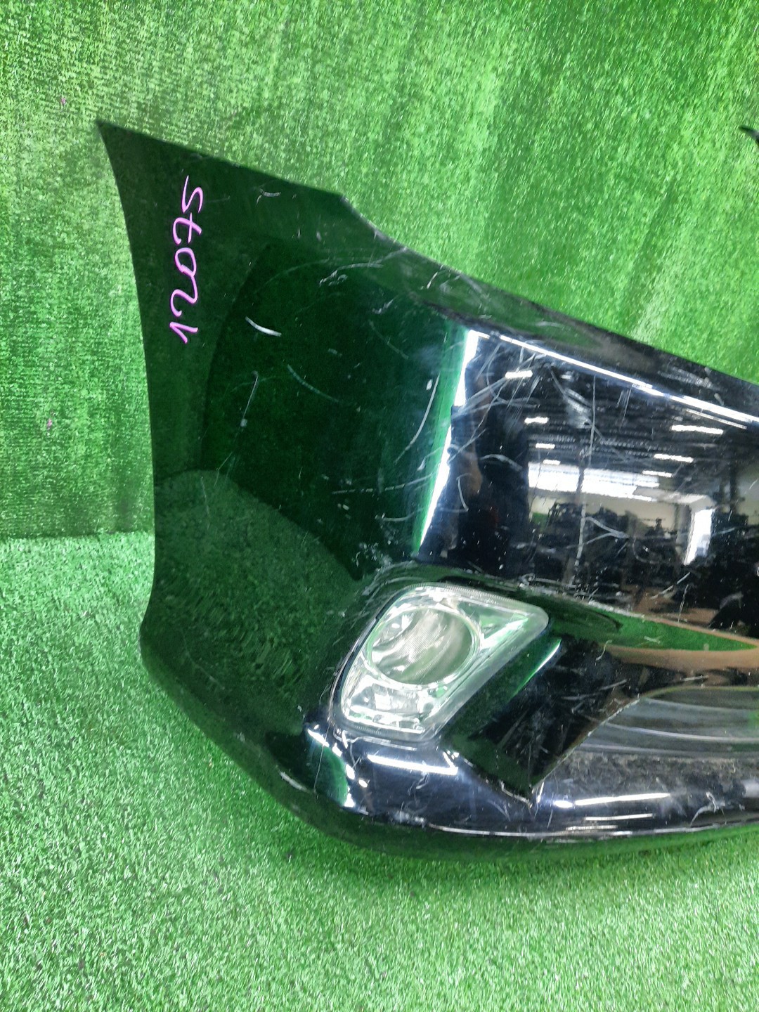 Бампер передний TOYOTA CROWN GRS203 12075 2 ракурс