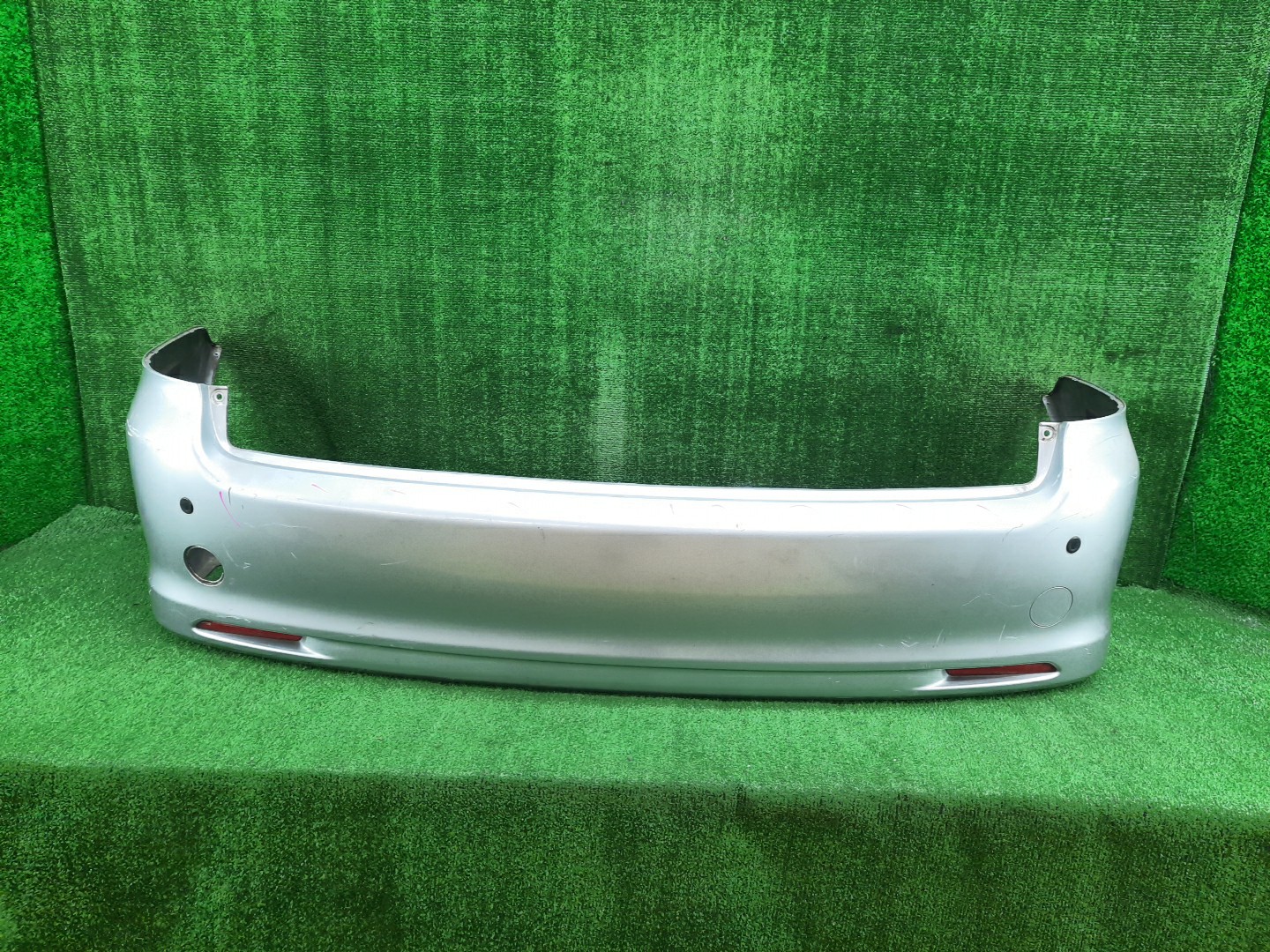 Бампер задний TOYOTA IPSUM ACM21W, ACM26W 12167 1 ракурс