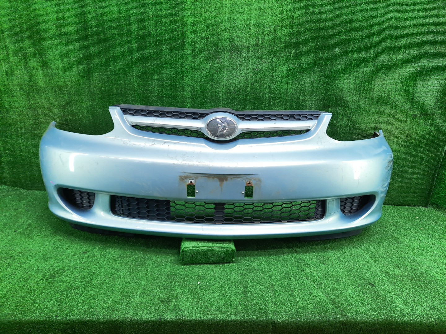 Бампер передний TOYOTA PLATZ NCP12, SCP11, NCP16 12181 1 ракурс