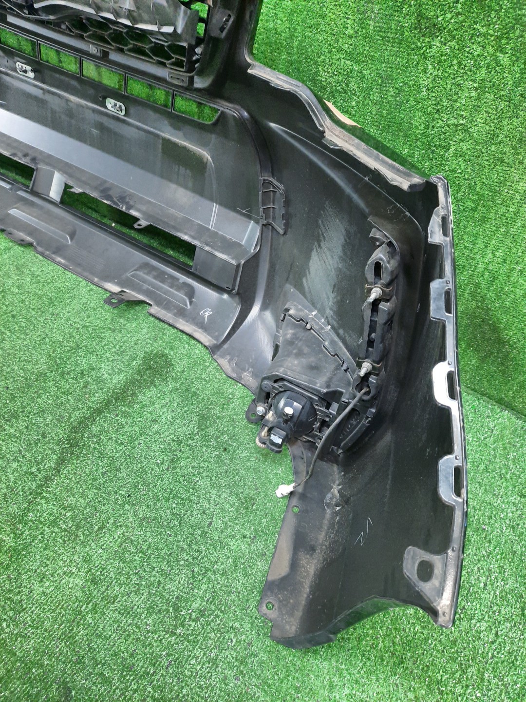 Бампер передний SUBARU FORESTER SJ9, SJ5, SJG 12185 4 ракурс