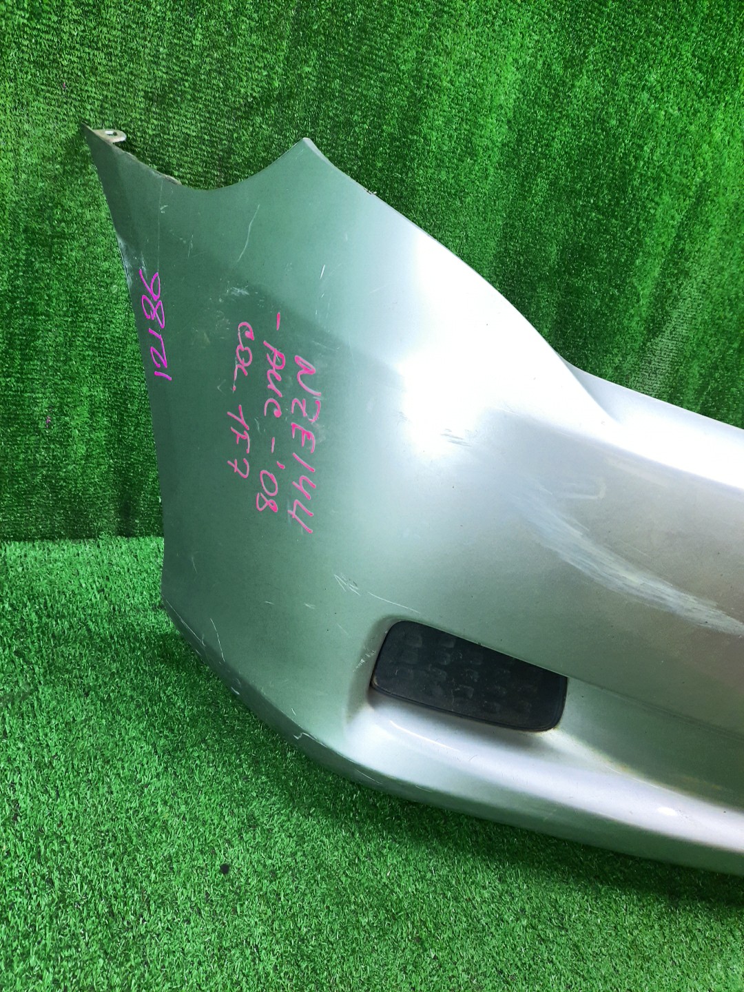 Бампер передний TOYOTA COROLLA FIELDER, COROLLA AXIO ZRE144G, ZRE142G, NZE144G, NZE141G, NZE141, NZE144, ZRE142, ZRE144 12186 2 ракурс Бампер передний TOYOTA COROLLA FIELDER, COROLLA AXIO ZRE144G, ZRE142G, NZE144G, NZE141G, NZE141, NZE144, ZRE142, ZRE144 12186 2 ракурс
