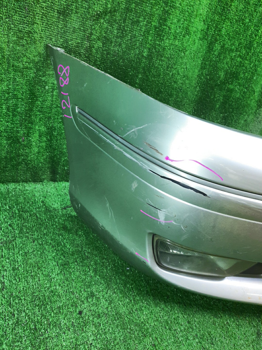 Бампер передний TOYOTA PREMIO ZZT240, NZT240, AZT240, ZZT245 12188 2 ракурс