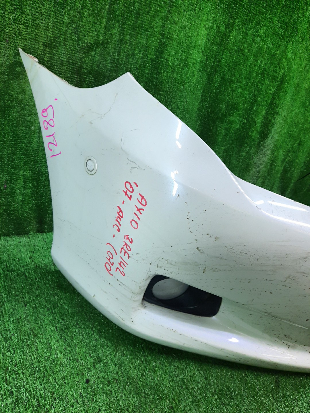Бампер передний TOYOTA COROLLA FIELDER, COROLLA AXIO ZRE144G, ZRE142G, NZE144G, NZE141G, NZE141, NZE144, ZRE142, ZRE144 12189 2 ракурс Бампер передний TOYOTA COROLLA FIELDER, COROLLA AXIO ZRE144G, ZRE142G, NZE144G, NZE141G, NZE141, NZE144, ZRE142, ZRE144 12189 2 ракурс