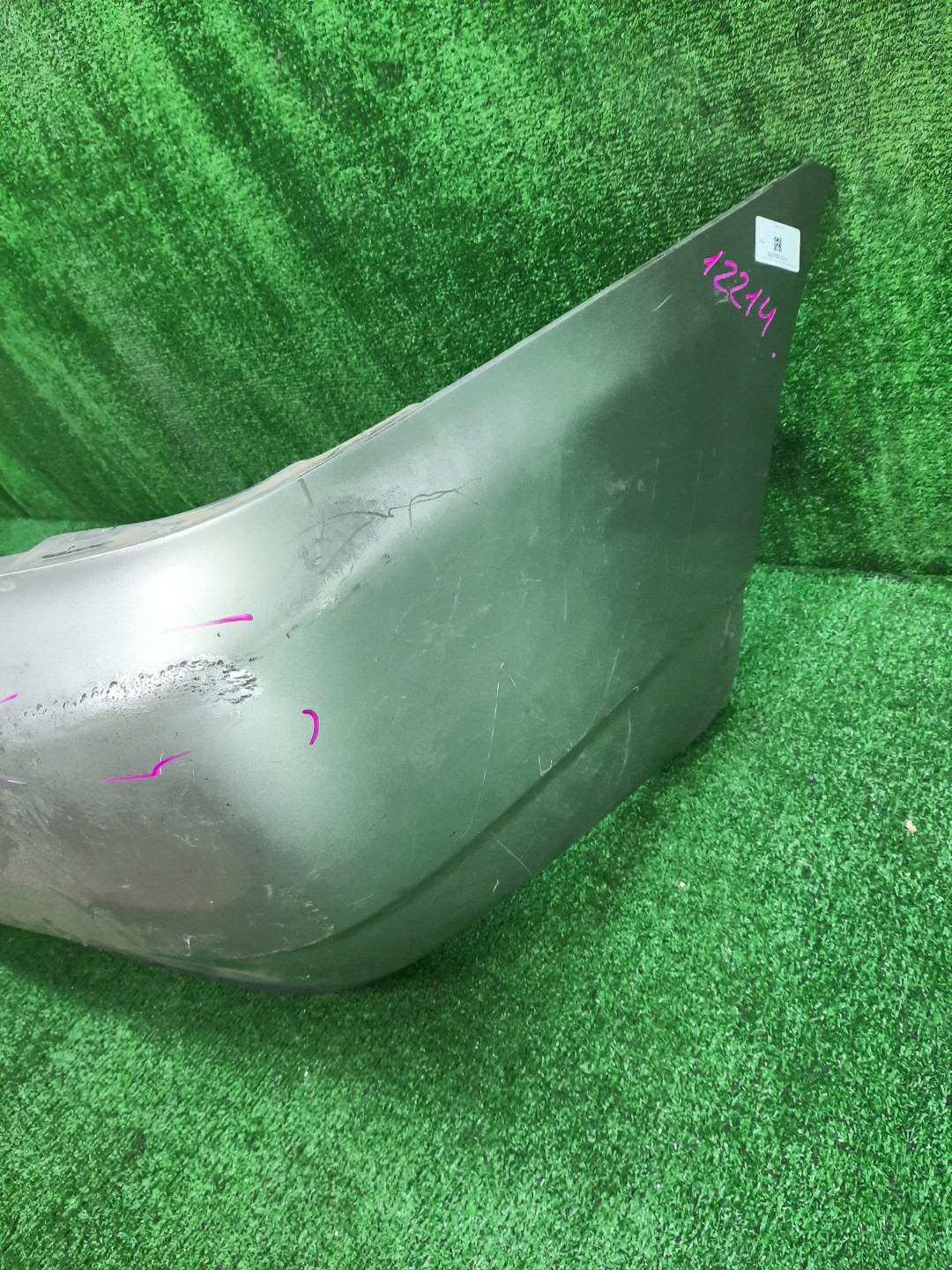 Бампер задний TOYOTA COROLLA ZZE124, NZE121, NZE120, ZZE122, NZE124 12214 5 ракурс