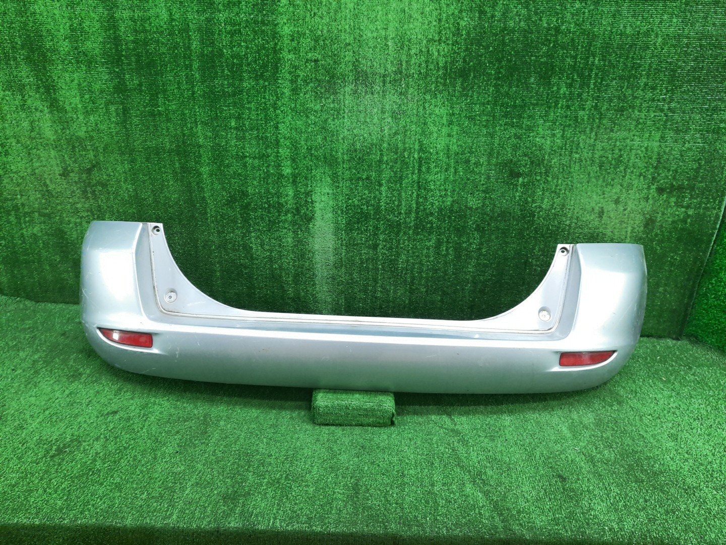 Бампер задний MAZDA DEMIO DY3W, DY5W, DY3R 12229 1 ракурс