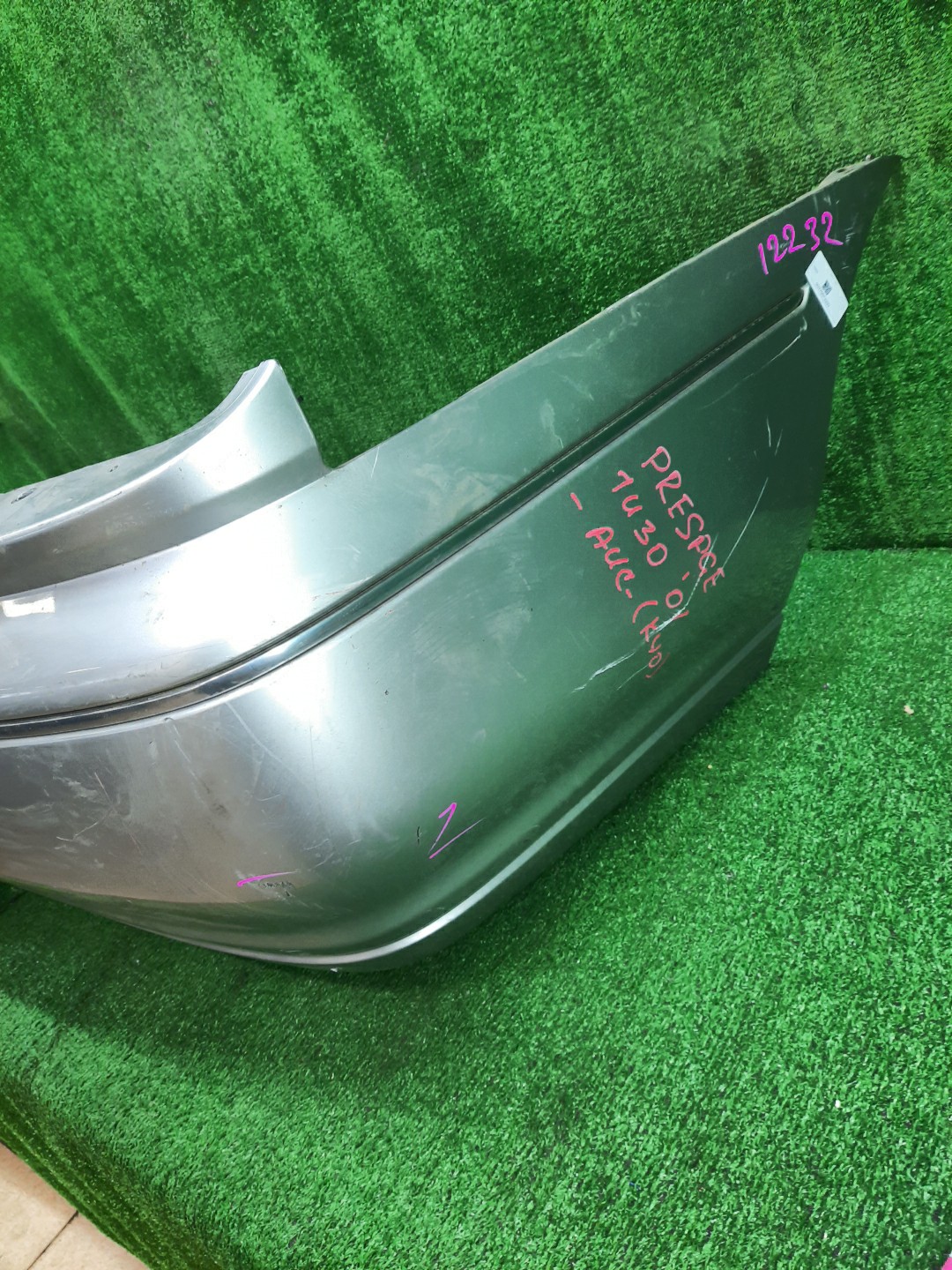Бампер задний NISSAN PRESAGE U30, NU30, TU30, TNU30, HU30, VNU30, VU30 12232 5 ракурс