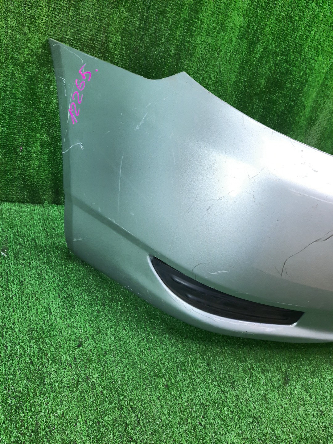 Бампер передний TOYOTA ALLEX, COROLLA RUNX ZZE124, NZE121, ZZE122, ZZE123, NZE124 12265 2 ракурс