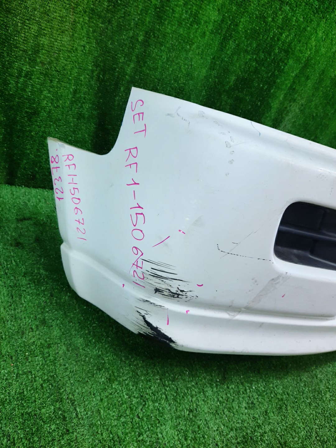 Бампер передний HONDA STEPWGN RF1, RF2 12378 2 ракурс