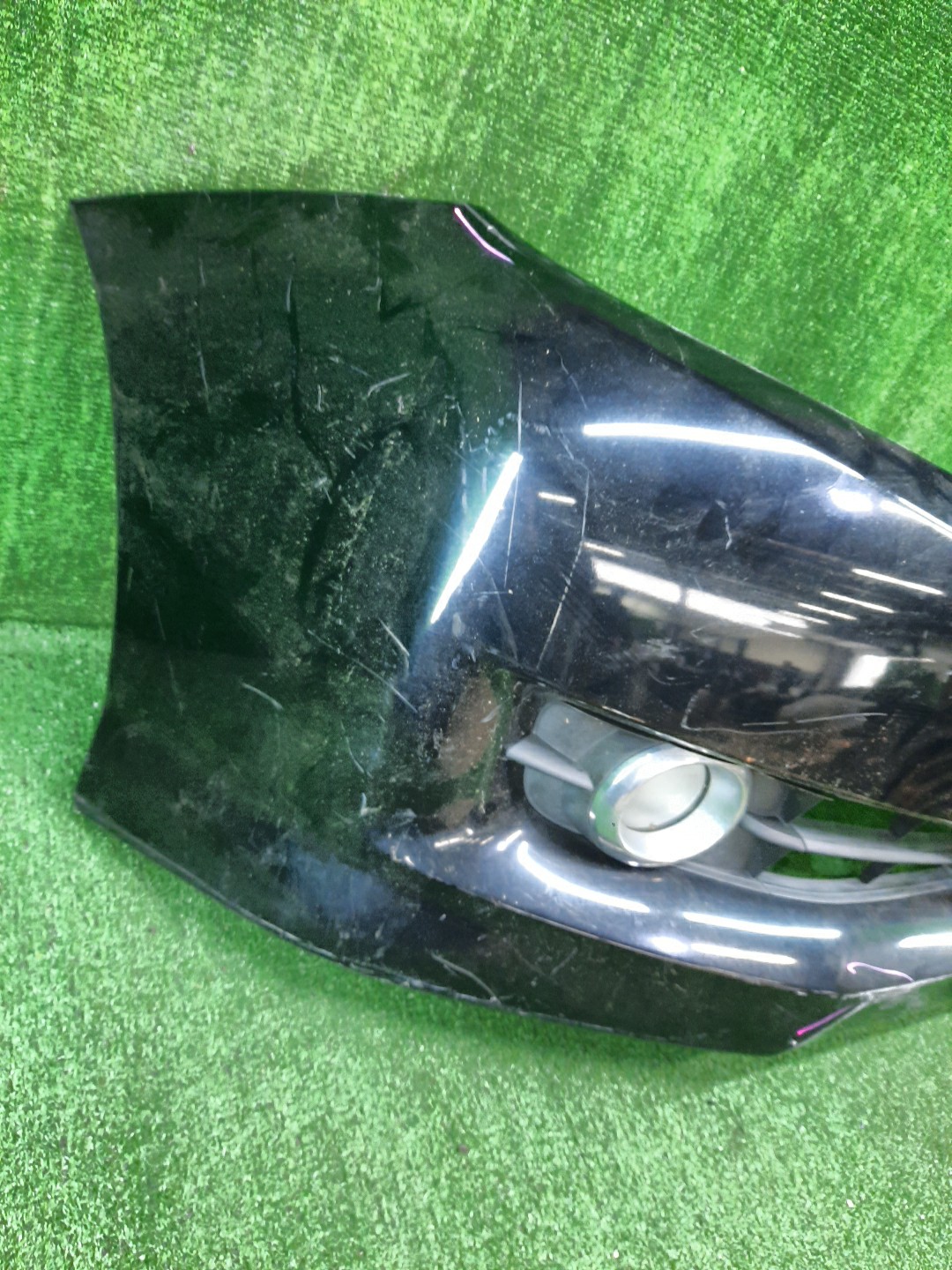 Бампер передний TOYOTA WISH ZGE20W, ZGE20G, ZGE25W, ZGE21G, ZGE22W, ZGE25G X 2 ракурс
